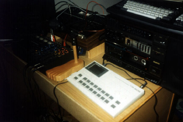 MSX2 en Sigma Studios 69 (II)
¬
MSX2 in Sigma Studios 69 (II) MSX2 en Sigma Studios 69 (II)
¬
MSX2 in Sigma Studios 69 (II)